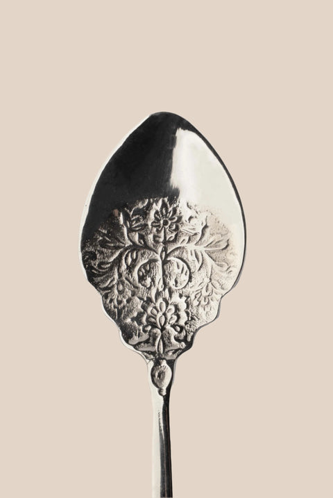 Serving Accessories (Cutlery, Charger Plates, etc)